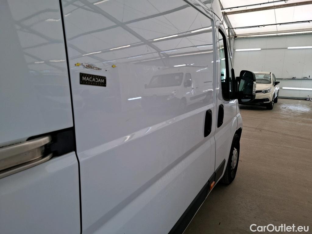  Fiat  Ducato FIAT   2014  4P  Fourgon tôlé Maxi 3 5 XL H2 2 3 Mjet 140 Pack Pro Nav #20