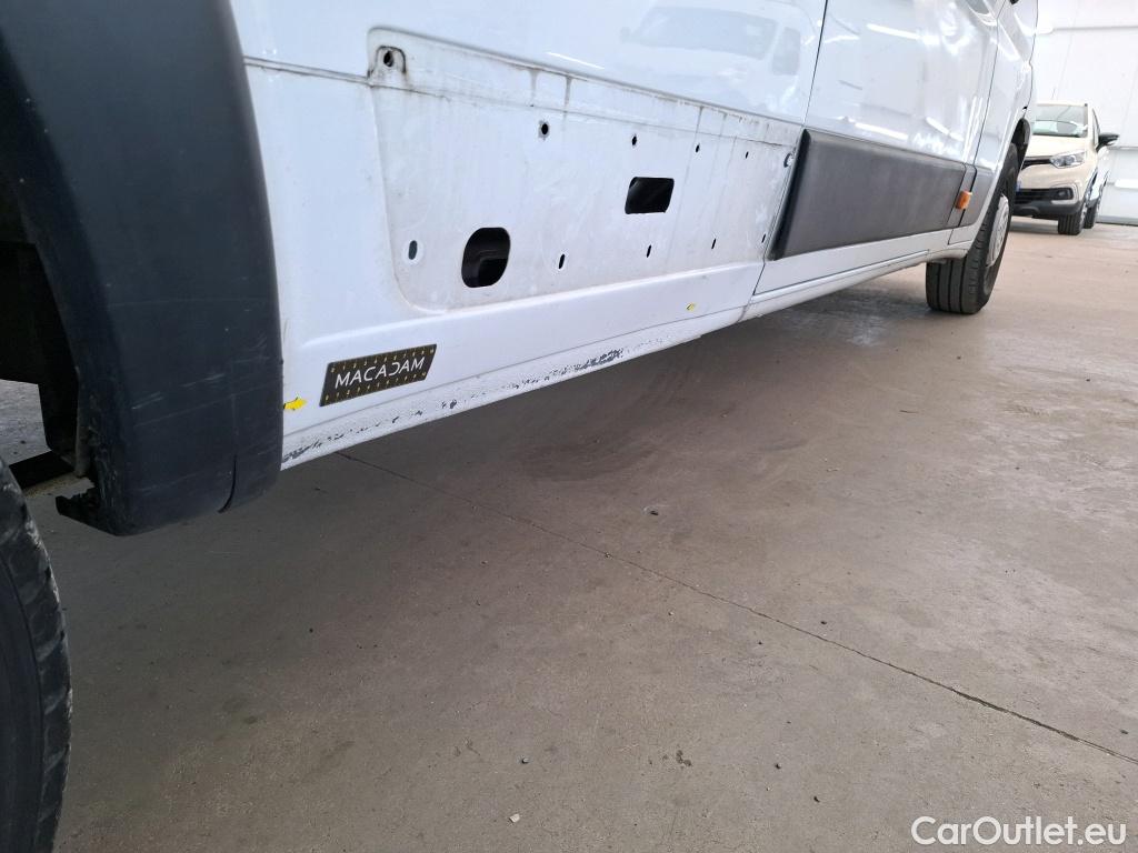  Fiat  Ducato FIAT   2014  4P  Fourgon tôlé Maxi 3 5 XL H2 2 3 Mjet 140 Pack Pro Nav #15