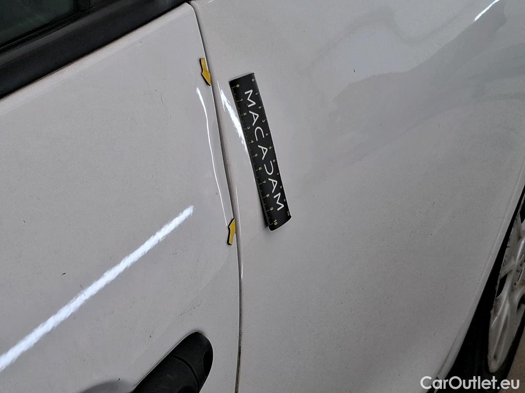  Renault  Clio  IV Air 1.5 dCi 75CV BVM5 E6 #13