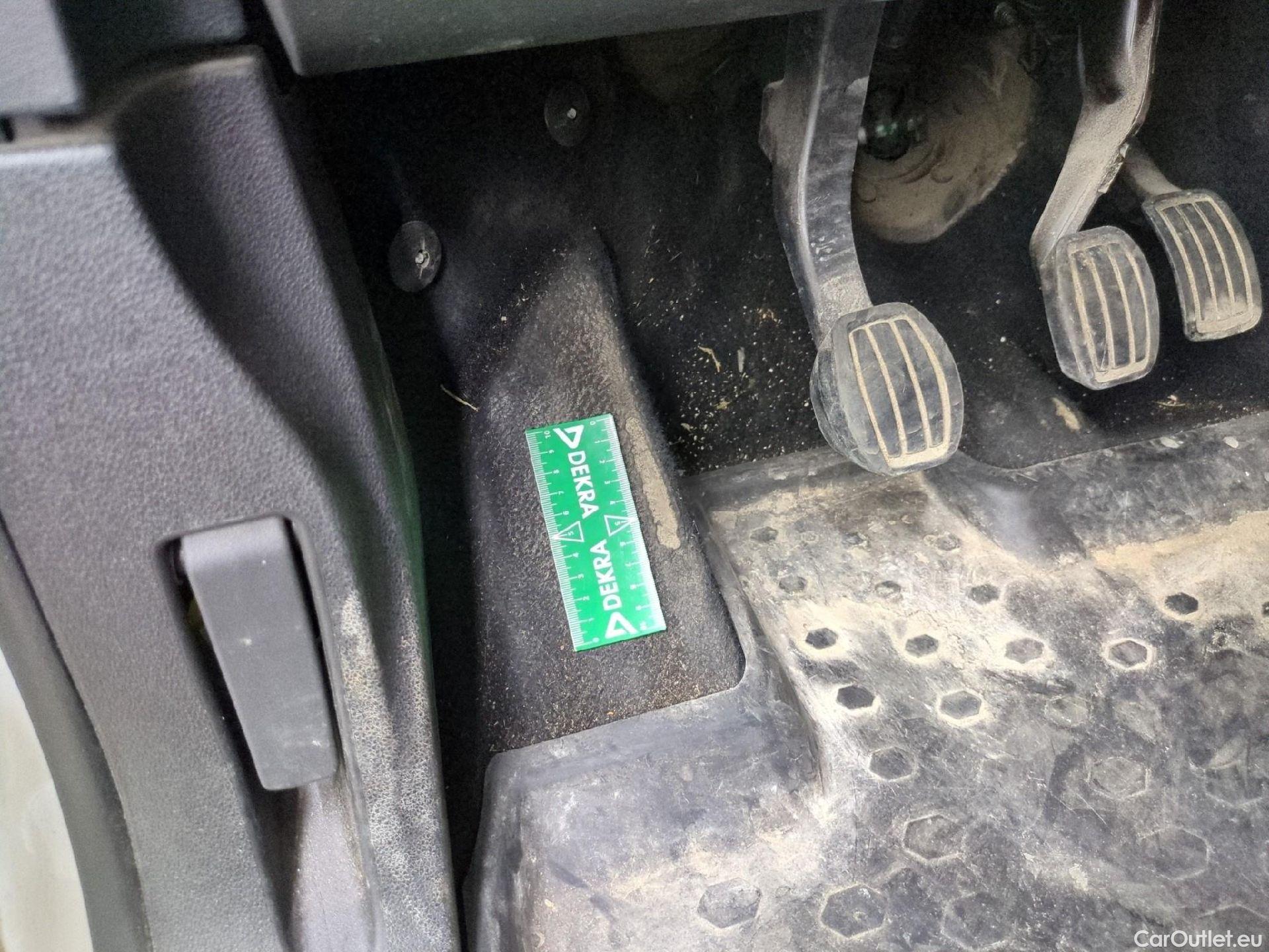 Peugeot  Partner  Asphalt L1 1.6 HDi 100CV BVM5 E6 #31