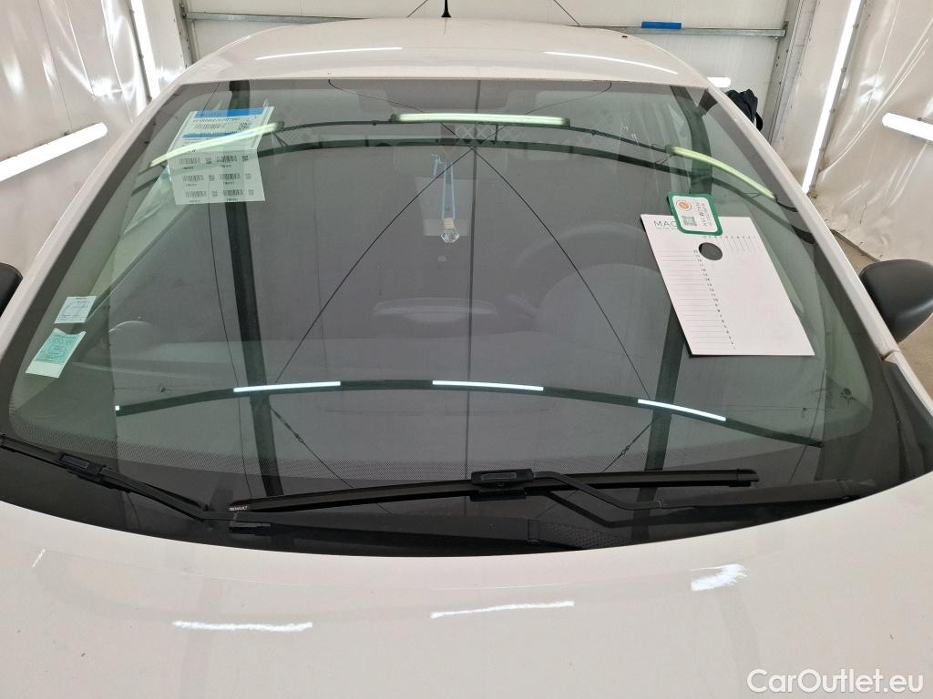  Renault  Clio  IV Air 1.5 dCi 75CV BVM5 E6 #1