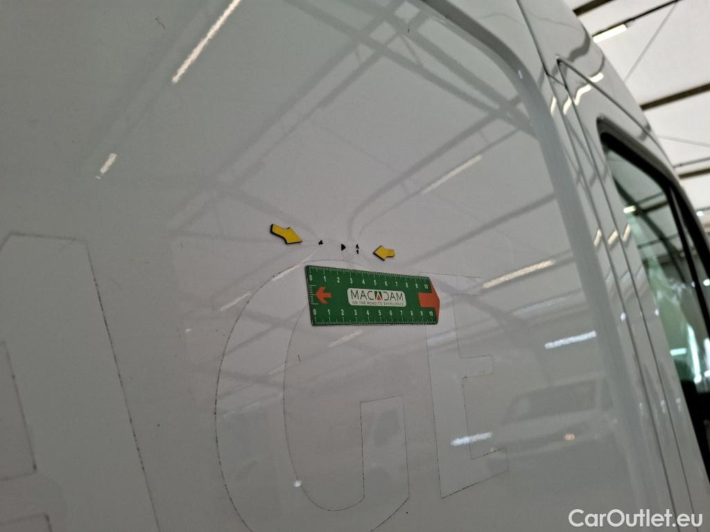  Renault  Master  III Fourgon L2H2 3 5 Grand Confort dCi 135CV BVM6 E6dT #11