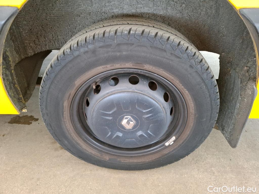 Renault  Master RENAULT  / 2019 / 4P / Fourgon tôlé FG Z.E.Tr CF F3100 L2H2 R75 AI - 19 #25