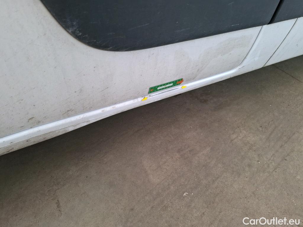  Renault  Master  III Fourgon L2H2 3 5 Grand Confort dCi 135CV BVM6 E6dT #37