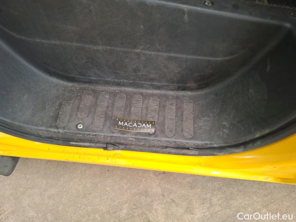  Renault  Master RENAULT  / 2019 / 4P / Fourgon tôlé FG Z.E.Tr CF F3100 L2H2 R75 AI - 19 #31