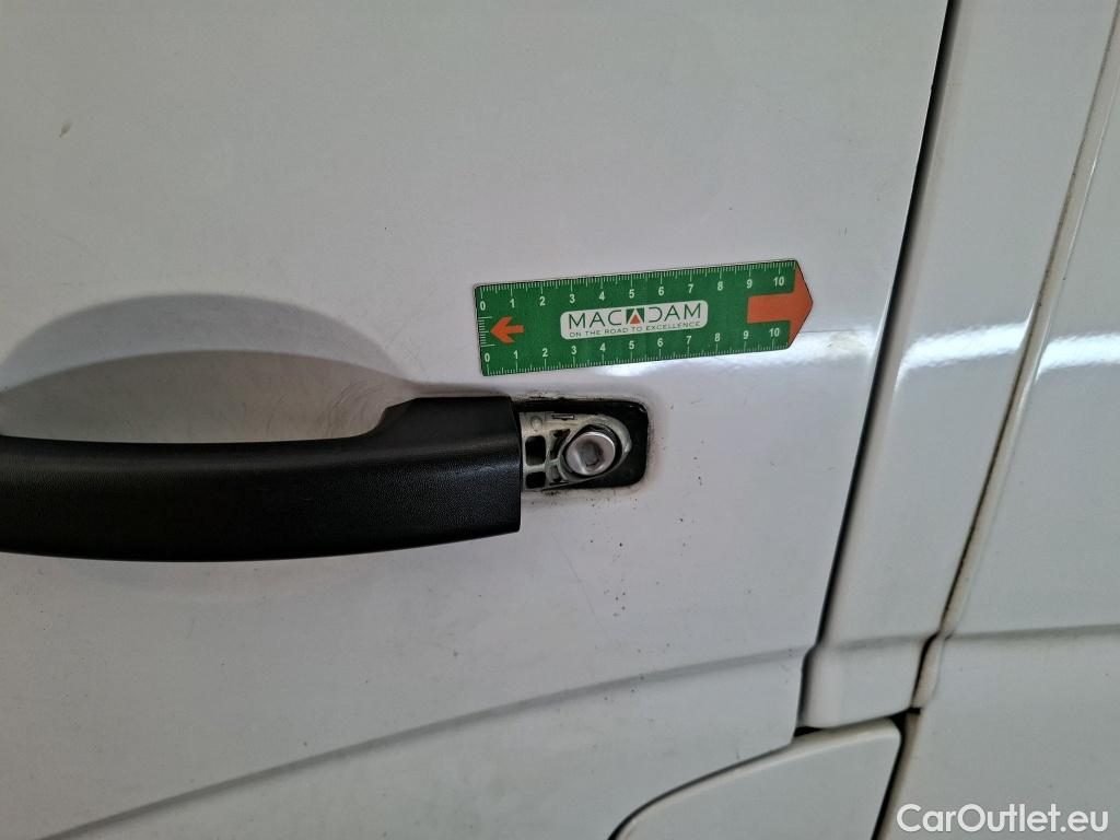  Renault  Master  III Fourgon L2H2 3 5 Grand Confort dCi 135CV BVM6 E6dT #29