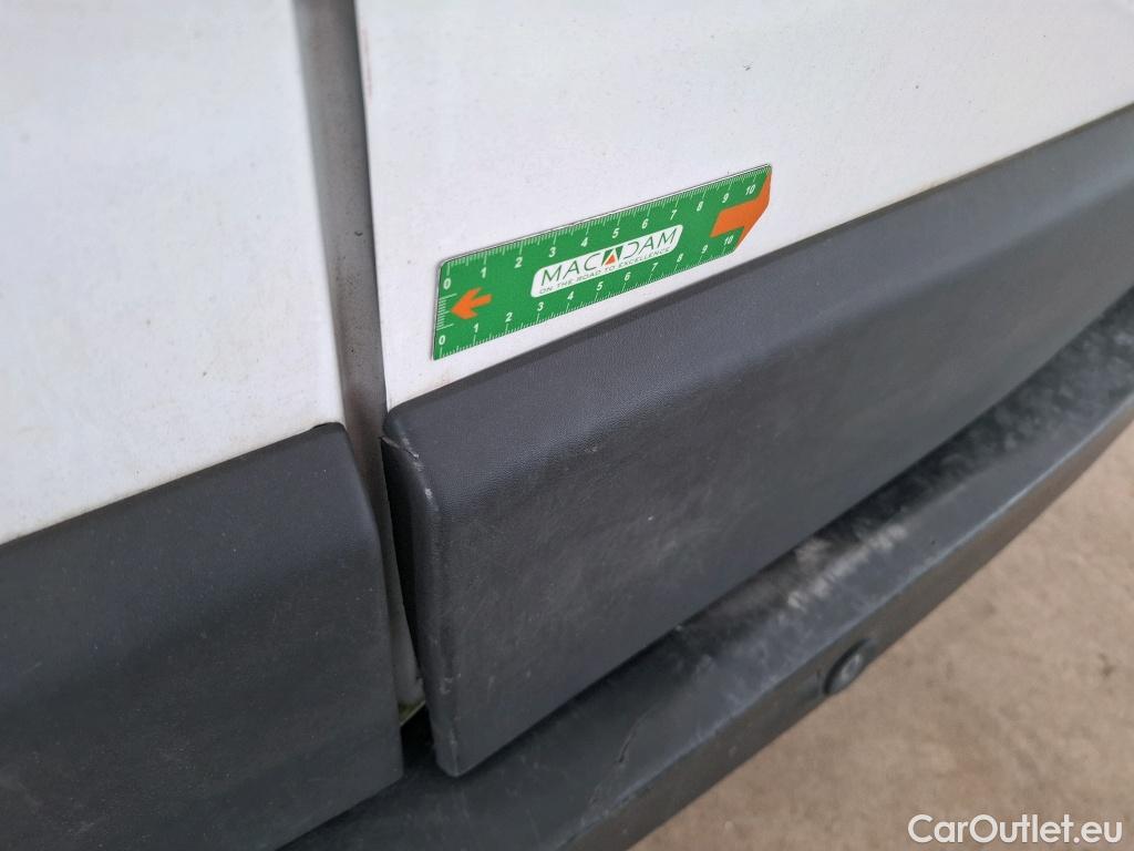  Renault  Master  III Fourgon L2H2 3 5 Grand Confort dCi 135CV BVM6 E6dT #34