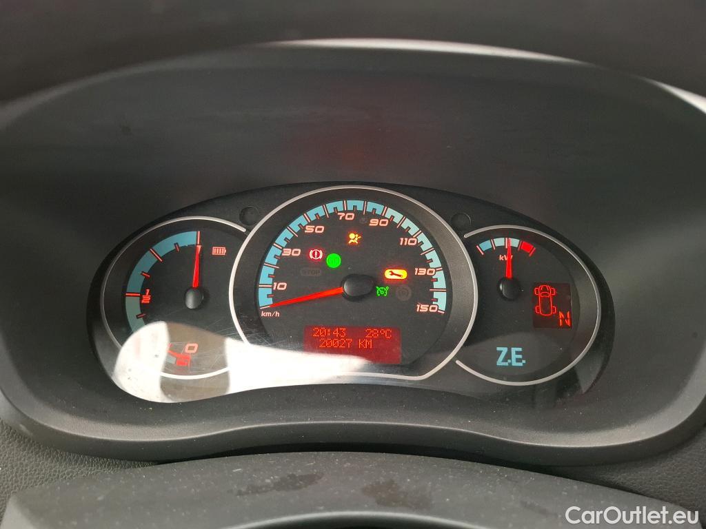  Renault  Master RENAULT  / 2019 / 4P / Fourgon tôlé FG Z.E.Tr CF F3100 L2H2 R75 AI - 19 #51