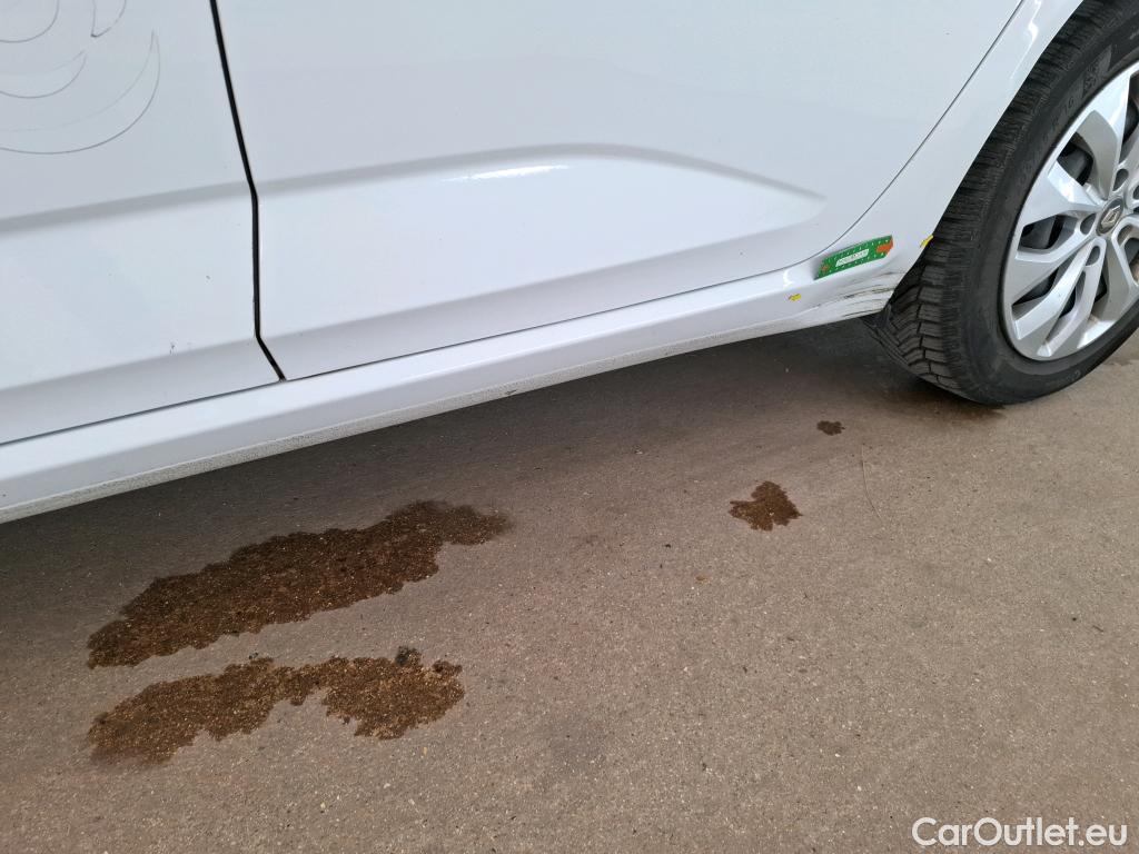  Renault  Megane  IV Berline 5pt. Société Air Nav 1.5 dCi 90CV BVM6 E6 #13
