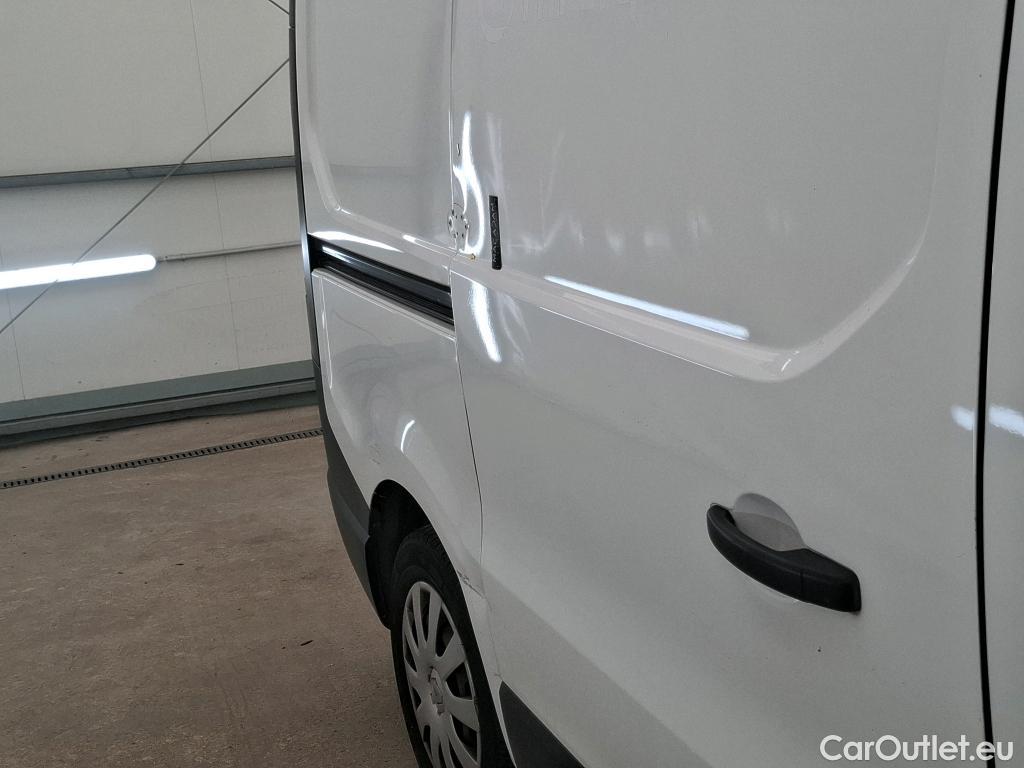  Renault  Trafic  Furgon Grand Confort L1H1 1200 1.6 dCi 120CV BVM6 E6 #41