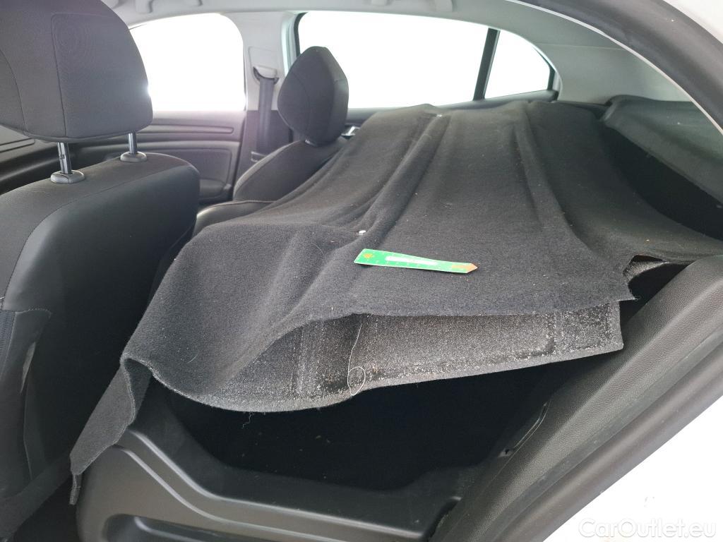  Renault  Megane  IV Berline 5pt. Société Air Nav 1.5 dCi 90CV BVM6 E6 #35