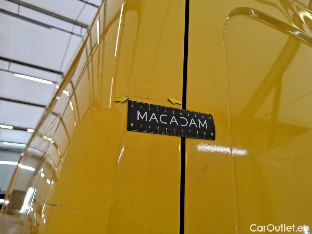 Renault  Master RENAULT  / 2019 / 4P / Fourgon tôlé FG Z.E.Tr CF F3100 L2H2 R75 AI - 19 #41