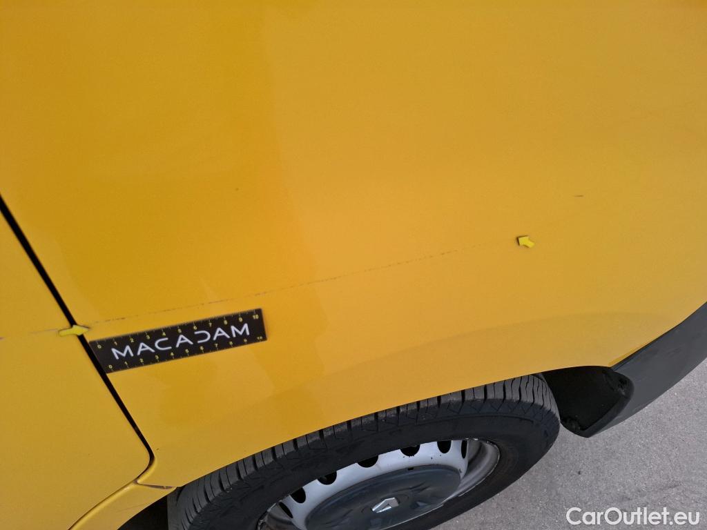  Renault  Master RENAULT  / 2019 / 4P / Fourgon tôlé FG Z.E.Tr CF F3100 L2H2 R75 AI - 19 #48