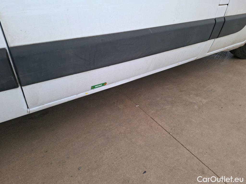  Renault  Master  III Fourgon L2H2 3 5 Grand Confort dCi 135CV BVM6 E6dT #21