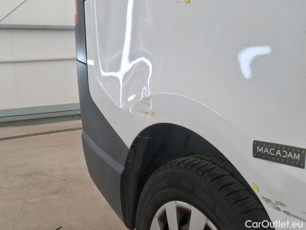  Renault  Trafic  Furgon Grand Confort L1H1 1200 1.6 dCi 120CV BVM6 E6 #14