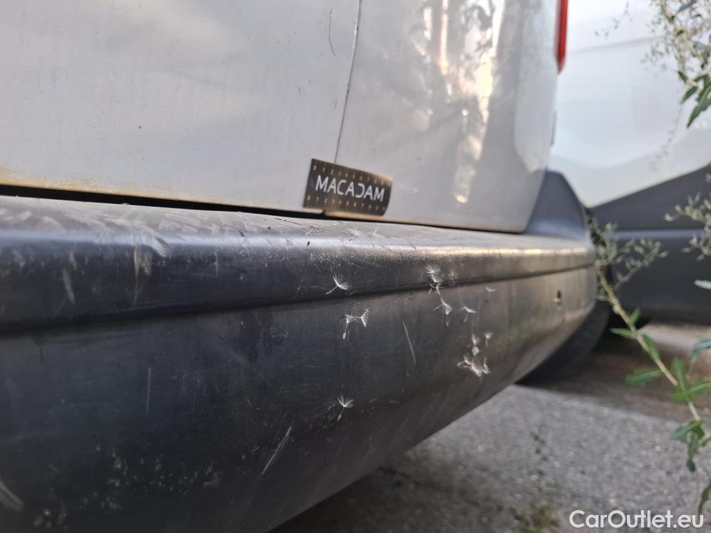  Toyota  Proace TOYOTA  / 2016 / 4P / Fourgon tôlé 2.0 D MEDIUM 120 D-4D DYNAMIC #10