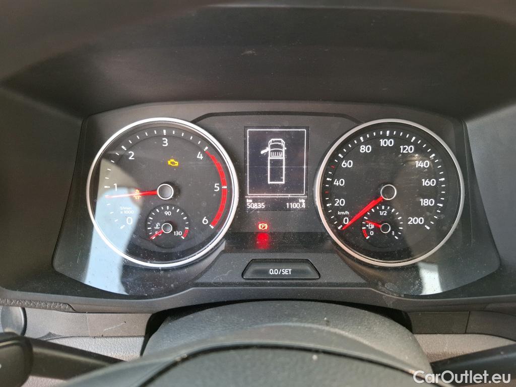  Volkswagen  Crafter  Plateau Plateau 50 lang RWD #8