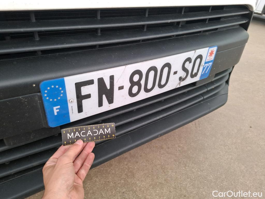  Toyota  Proace TOYOTA  / 2016 / 4P / Fourgon tôlé 2.0 D MEDIUM 120 D-4D DYNAMIC #57
