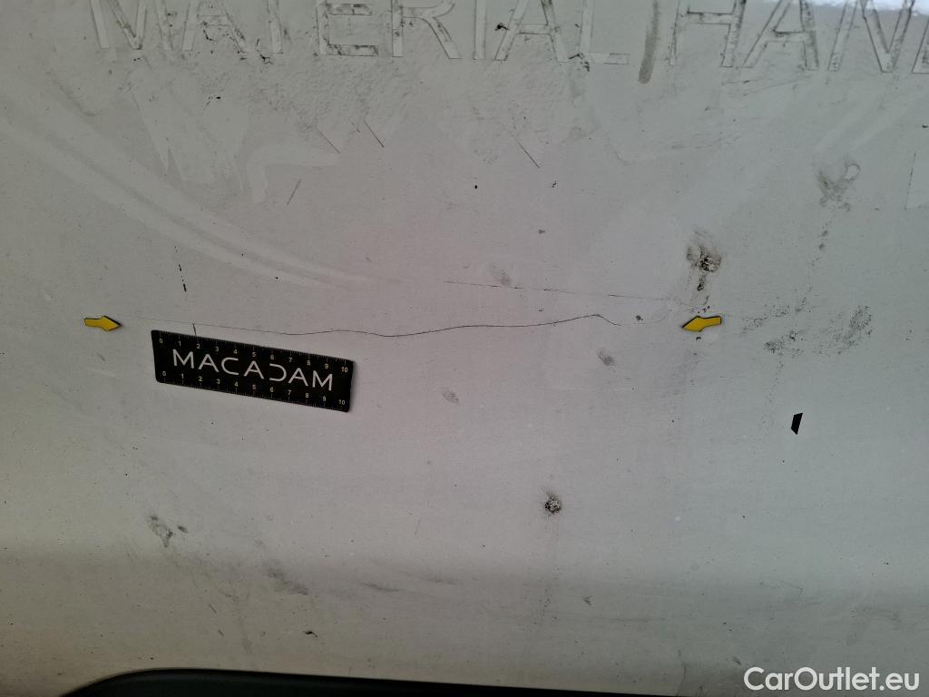  Toyota  Proace TOYOTA  / 2016 / 4P / Fourgon tôlé 2.0 D MEDIUM 120 D-4D DYNAMIC #19