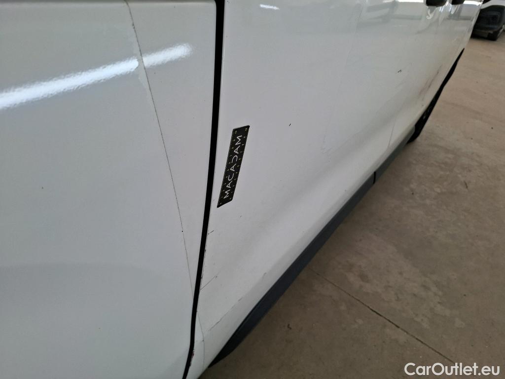  Toyota  Proace TOYOTA  / 2016 / 4P / Fourgon tôlé 2.0 D MEDIUM 120 D-4D DYNAMIC #30