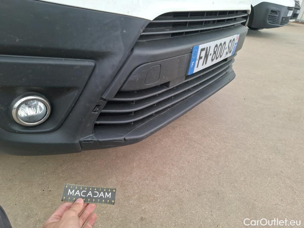  Toyota  Proace TOYOTA  / 2016 / 4P / Fourgon tôlé 2.0 D MEDIUM 120 D-4D DYNAMIC #39