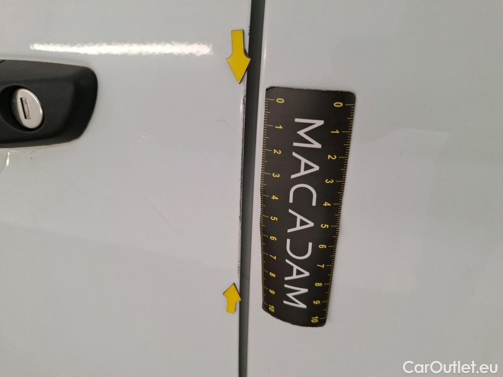  Toyota  Proace TOYOTA  City / 2019 / 4P / Fourgonnette 1.5 Medium 100 D-4D Business #9
