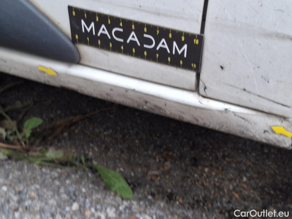  Toyota  Proace TOYOTA  / 2016 / 4P / Fourgon tôlé 2.0 D MEDIUM 120 D-4D DYNAMIC #32