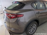  Alfa Romeo   STELVIO ALFA ROMEO / 2017 / 5P / SUV 2.2 TD 160 CV SUPER BUSINESS AT8 RWD #30