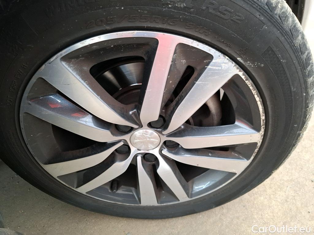  Peugeot  308  Allure 1.2 PureTech 130CV BVA8 E6d #6