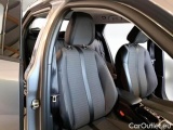  Peugeot  2008 PEUGEOT  / 2019 / 5P / CROSSOVER BLUEHDI 110 ALLURE S/S #13
