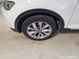  Volkswagen  T-ROC VOLKSWAGEN  / 2017 / 5P / SUV 1.0 TSI STYLE #70
