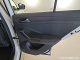  Volkswagen  T-ROC VOLKSWAGEN  / 2017 / 5P / SUV 1.0 TSI STYLE #98