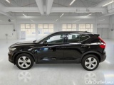  Volvo  XC 40 VOLVO XC40 / 2017 / 5P / SUV T2 MOMENTUM CORE #8