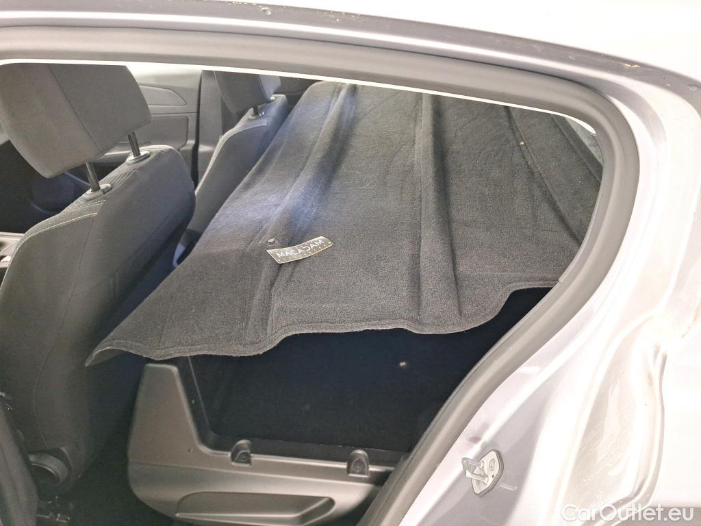  Peugeot  308  Active Pack 1.2 PureTech 110CV BVM6 E6d #9