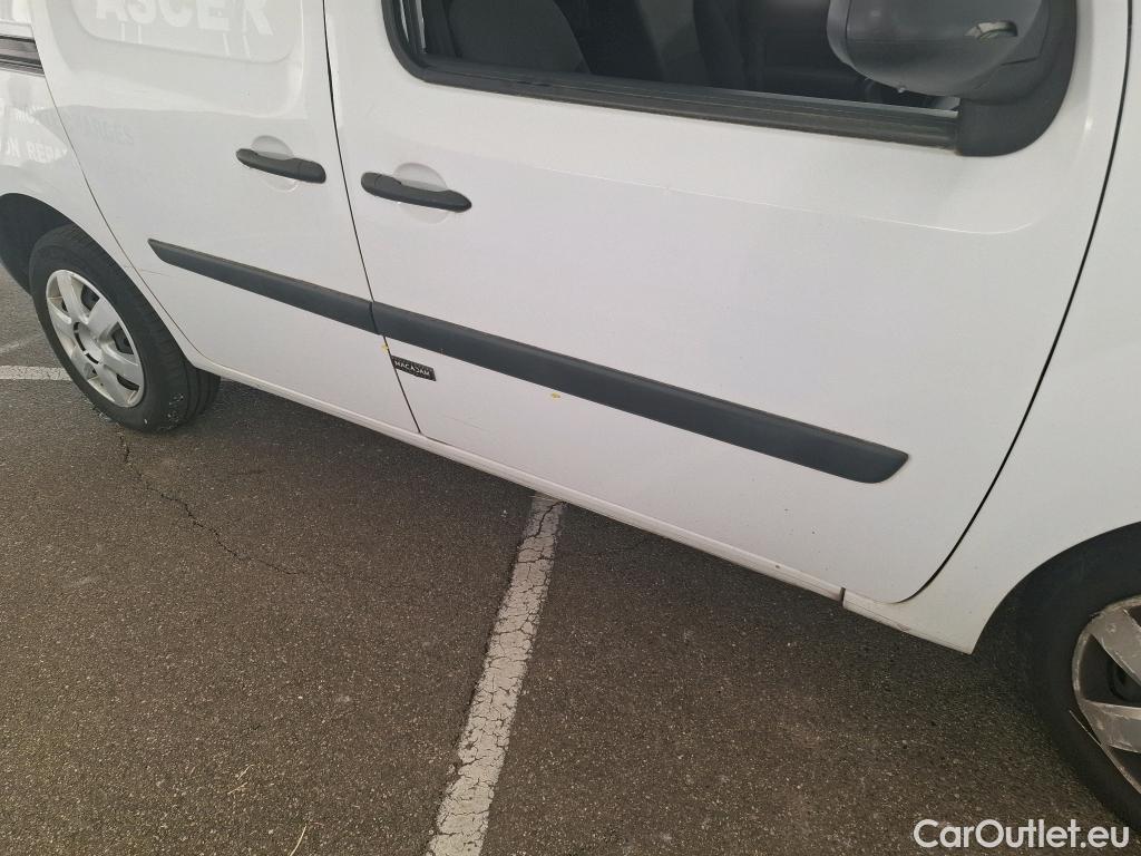  Renault  Kangoo  Express Extra (Série Spéciale) 1.5 dCi 75CV BVM5 E6 #14