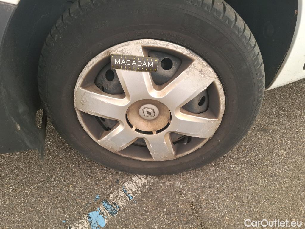  Renault  Kangoo  Express Extra (Série Spéciale) 1.5 dCi 75CV BVM5 E6 #36