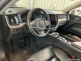  Volvo  XC60 B4 AWD Momentum Adv Edt Skinn Kamera #12
