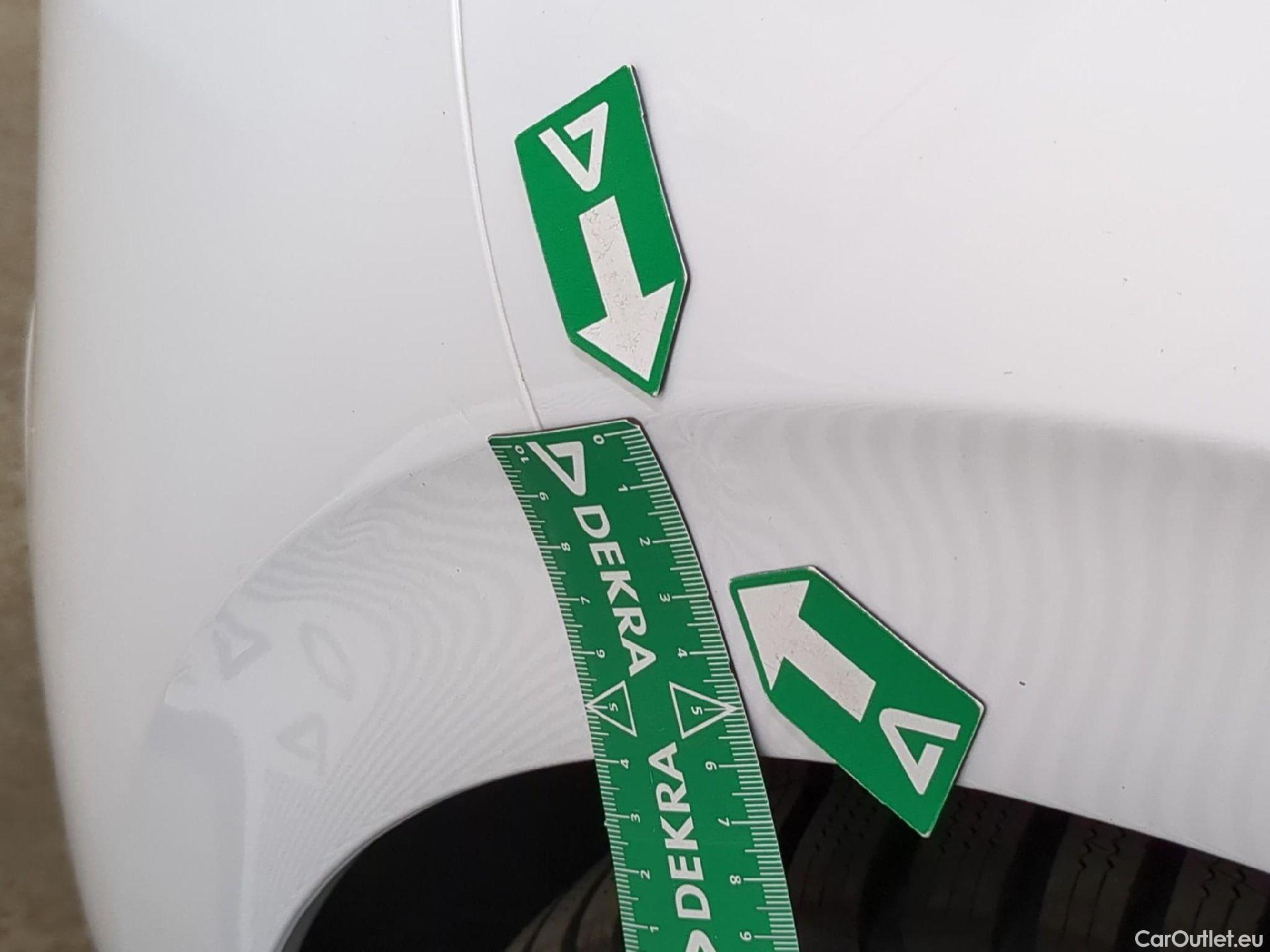  Peugeot  208  Allure Business 1.2 PureTech 110CV BVM5 E6 #27
