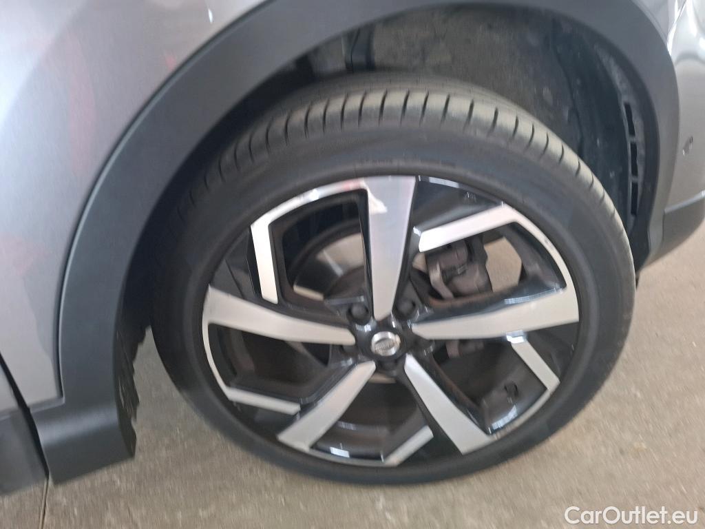  Nissan  Qashqai NISSAN  / 2017 / 5P / Crossover 1.3 DIG-T 160 DCT Tekna #17