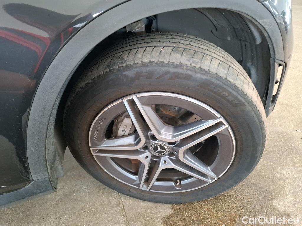  Mercedes  G-Klasee MERCEDES-BENZ GLC / 2019 / 5P / SUV 2.0 GLC 300 E AMG LINE 4MATIC #16