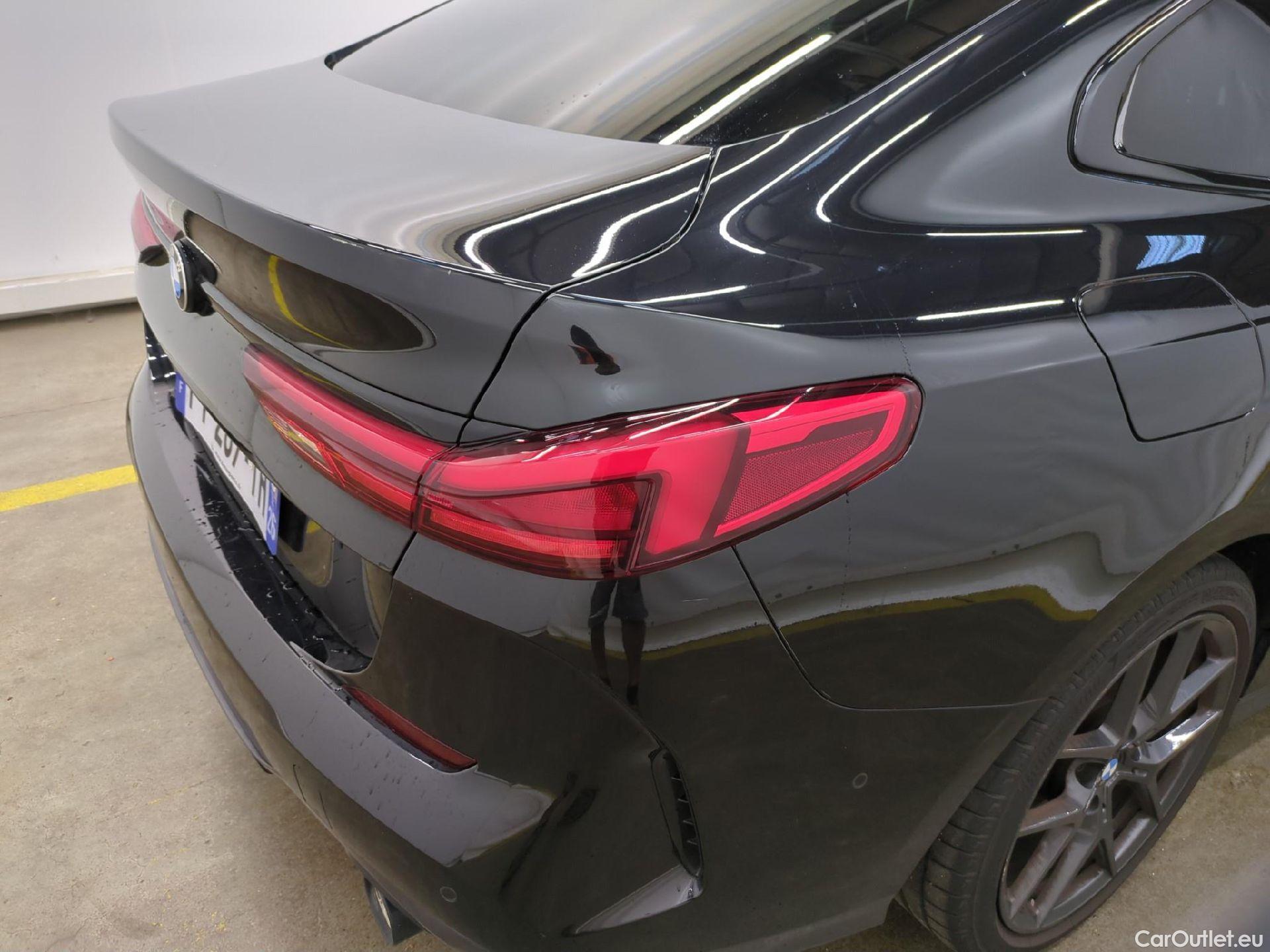  Bmw  Serie 2 BMW Série 2 Gran Coupé / 2019 / 4P / Berline 220D AUTO M Sport #30