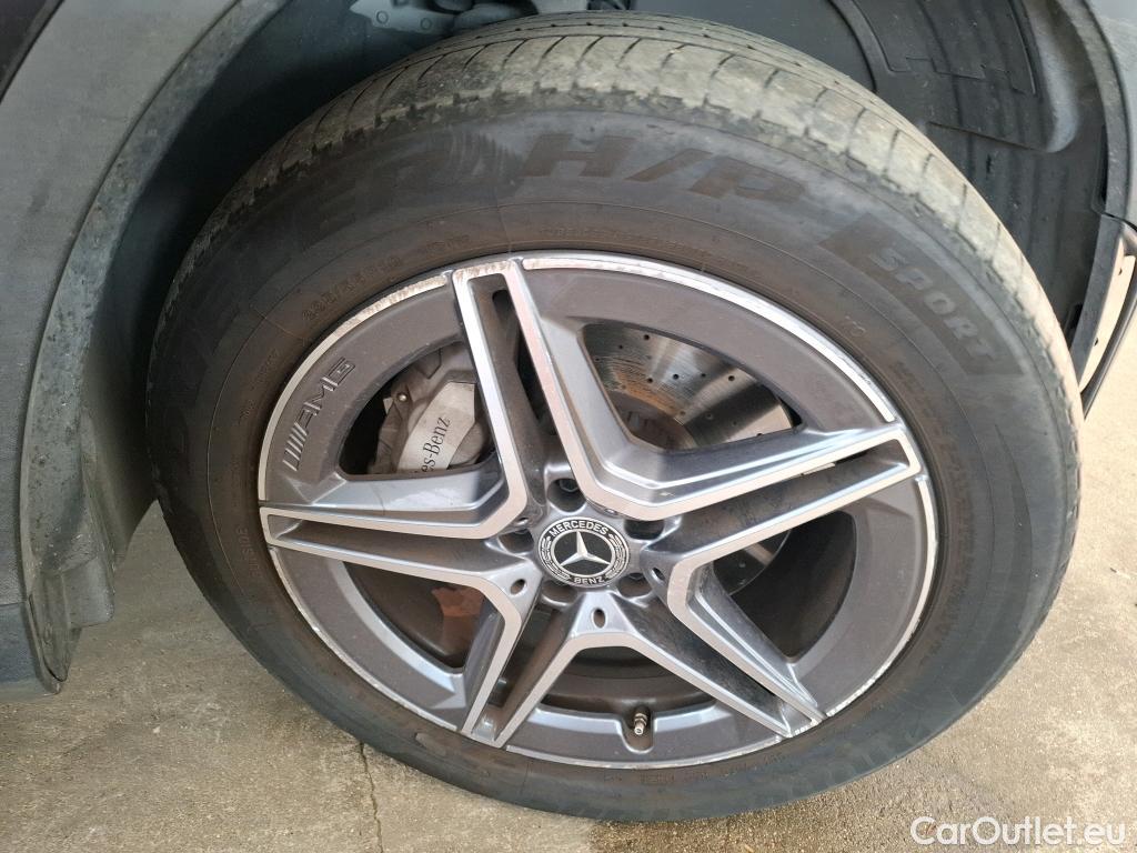  Mercedes  G-Klasee MERCEDES-BENZ GLC / 2019 / 5P / SUV 2.0 GLC 300 E AMG LINE 4MATIC #28