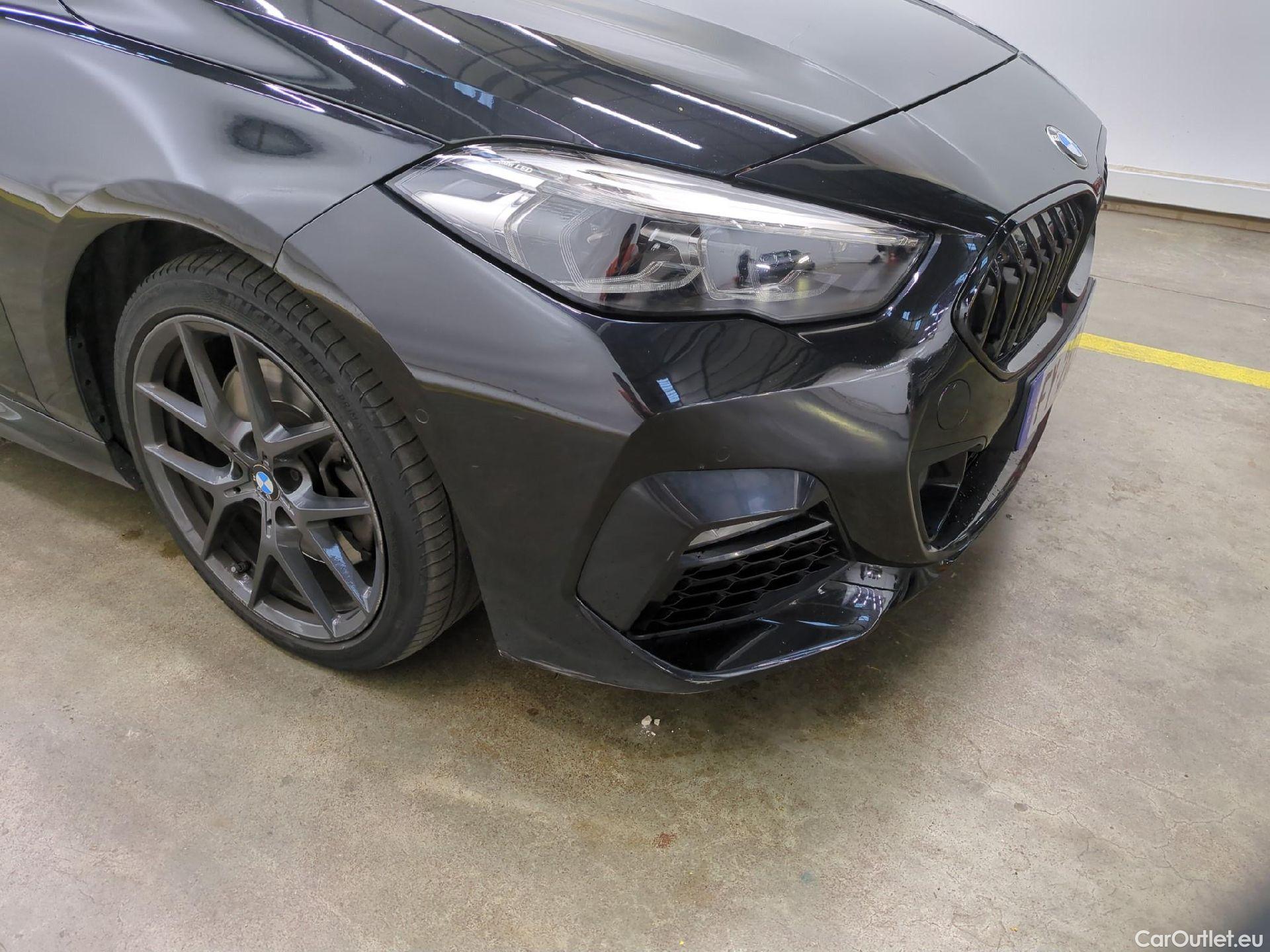  Bmw  Serie 2 BMW Série 2 Gran Coupé / 2019 / 4P / Berline 220D AUTO M Sport #17