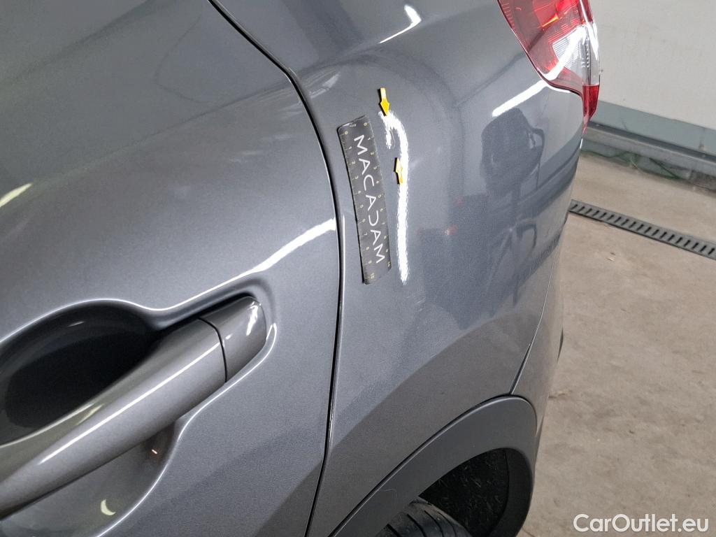  Nissan  Qashqai NISSAN  / 2017 / 5P / Crossover 1.3 DIG-T 160 DCT Tekna #44