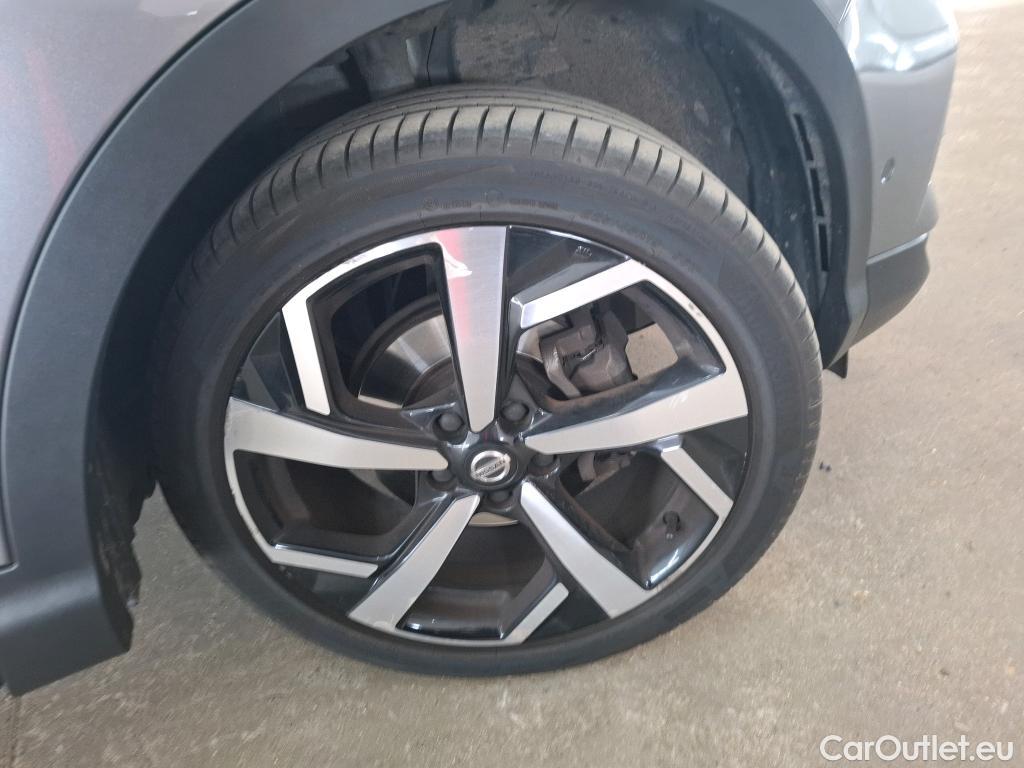  Nissan  Qashqai NISSAN  / 2017 / 5P / Crossover 1.3 DIG-T 160 DCT Tekna #30
