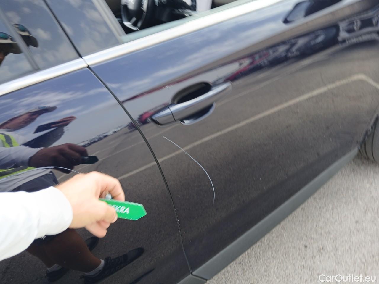  DS  DS7 DS DS 7 Crossback / 2017 / 5P / todoterreno BlueHDi DE 96kW (130CV) AT Bastille + #47