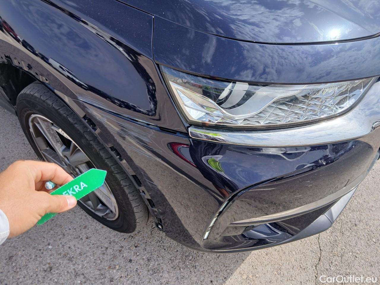  DS  DS7 DS DS 7 Crossback / 2017 / 5P / todoterreno BlueHDi DE 96kW (130CV) AT Bastille + #7