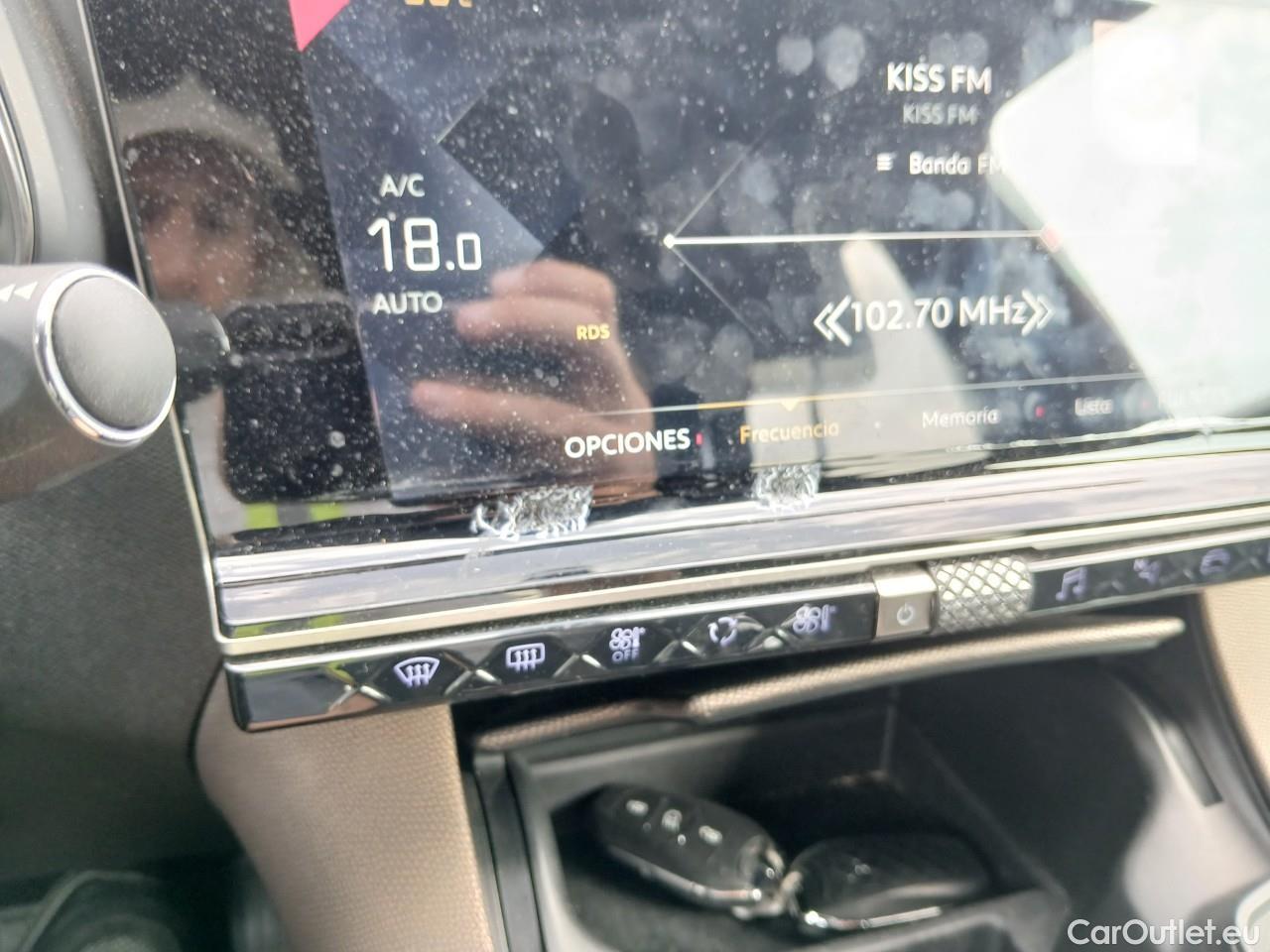  DS  DS7 DS DS 7 Crossback / 2017 / 5P / todoterreno BlueHDi DE 96kW (130CV) AT Bastille + #5