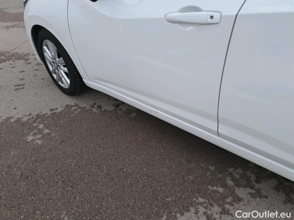  Nissan  Micra NISSAN  / 2017 / 5P / berlina con portón IG-T 74 kW (100 CV) E6D CVT Acenta #11
