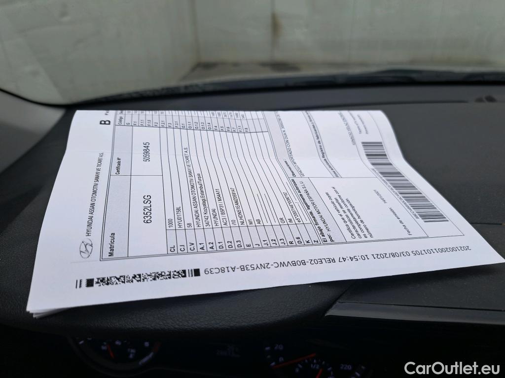  Hyundai  i10 HYUNDAI  / 2020 / 5P / berlina con portón 1.2 Tecno 2C #2